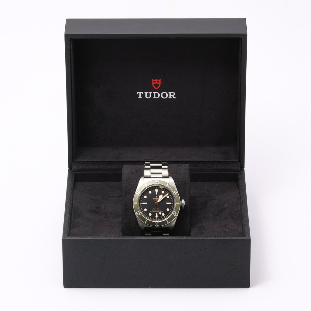 TUDOR BLACK BAY HARRODS - 79230G - Watch - 41mm 03a76962-3a0e-4bb5-af9d-f6c313751c6c.jpg