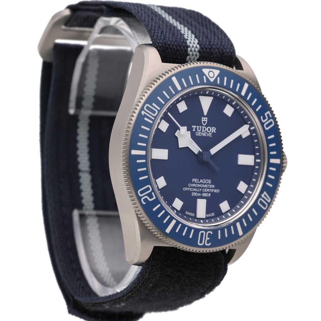 TUDOR PELAGOS FXD - 25707B/22 - Watch - 42mm 06aea3a1-d2b3-40ff-8ba6-6985edfc14bb.jpg