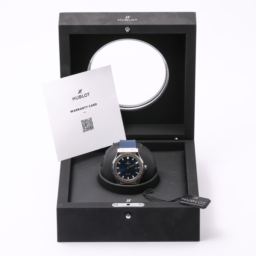 HUBLOT HUBLOT CLASSIC FUSION BLUE - 542.NX.7170.RX - Watch - 42mm 0ea77f9a-c14f-478b-b929-82e908acff39.jpg