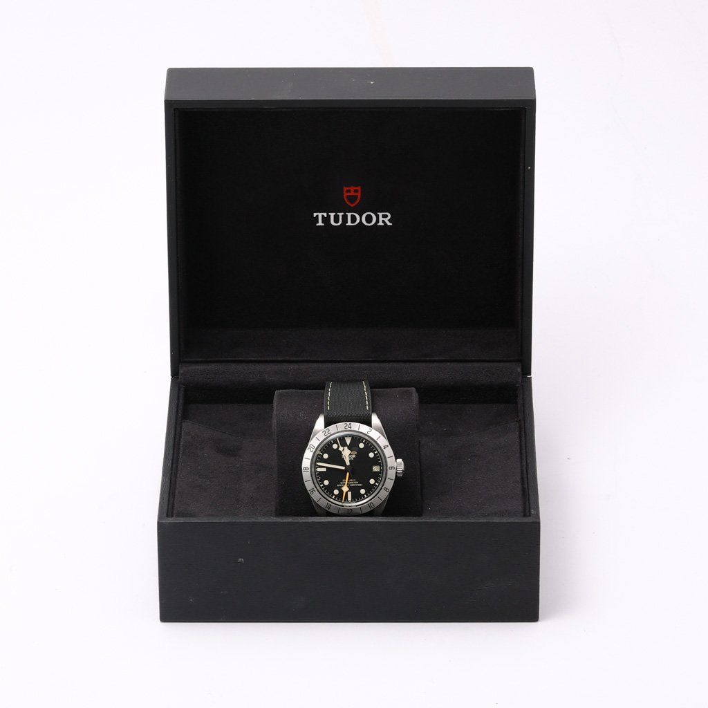 TUDOR BLACK BAY - 79470 - Watch - 39mm 13b277ff-1266-42fb-beeb-9b7b375c82fa.jpg