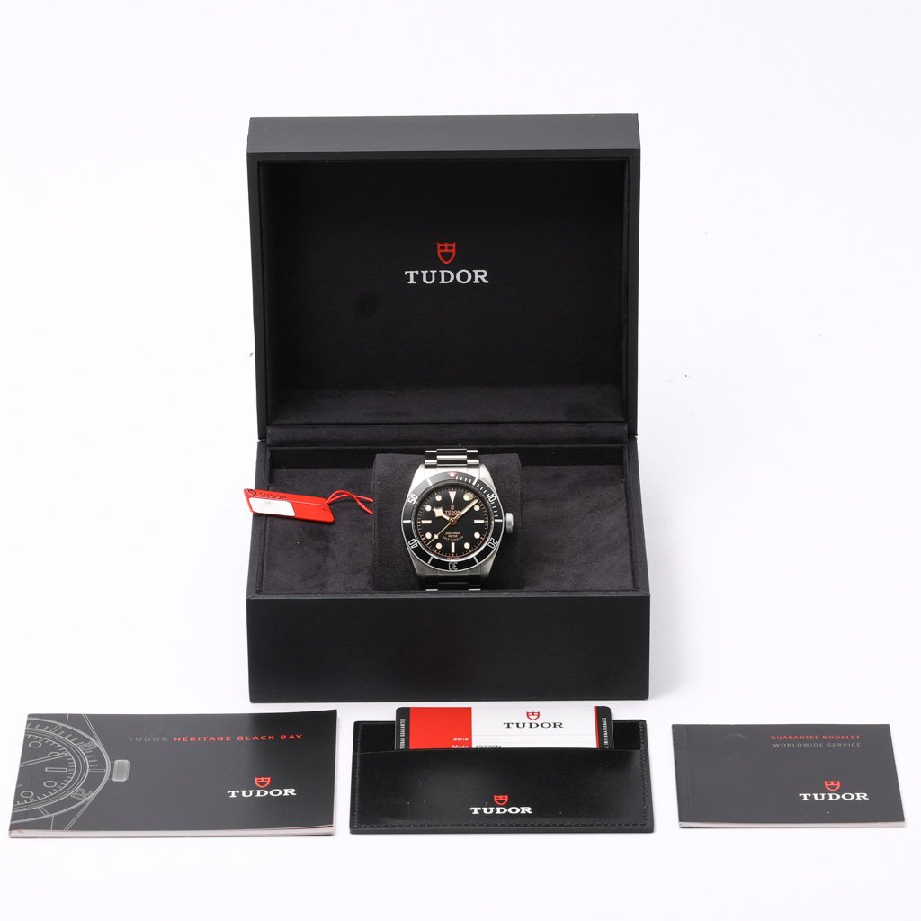 TUDOR - 79220N - Watch - 42mm 2e353d4c-eccd-44c6-b9db-a5dd12b8e481.jpg