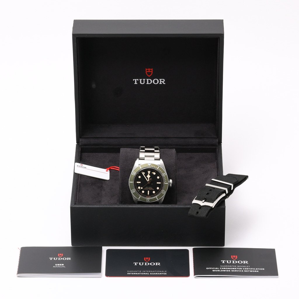 TUDOR BLACK BAY HARRODS - 79230G - Watch - 41mm 3a198eb4-49aa-4230-adc0-0f66b11008be.jpg