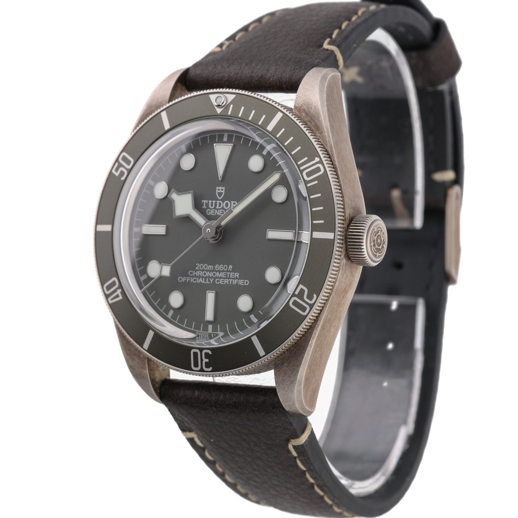 TUDOR BLACK BAY 58 925 - 79010SG - Watch - 39mm 3afd6160-51a8-4dea-a99c-4ecf473303f7.jpg