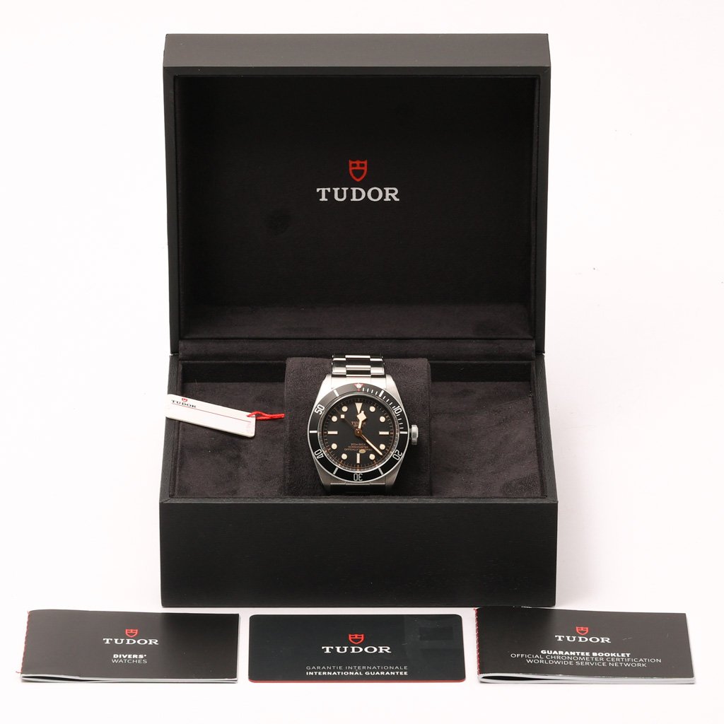 TUDOR BLACK BAY 41 - 79230N - Watch - 41mm 42d7cb7c-f3cc-4ecd-97b1-f01e2243b8e1.jpg