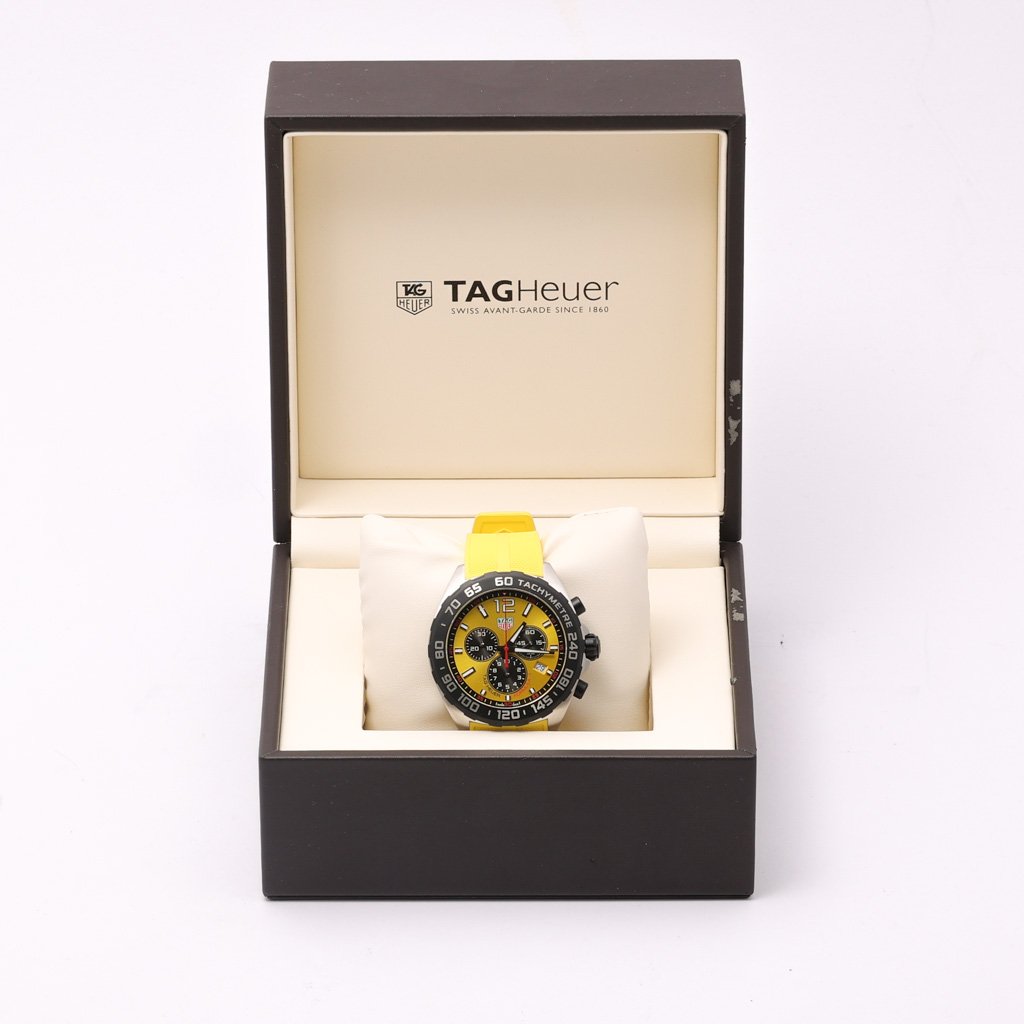 TAG HEUER FORMULA 1 - CAZ101AM - Watch - 43mm 56927311-1c58-4462-af87-54c4f423df19.jpg