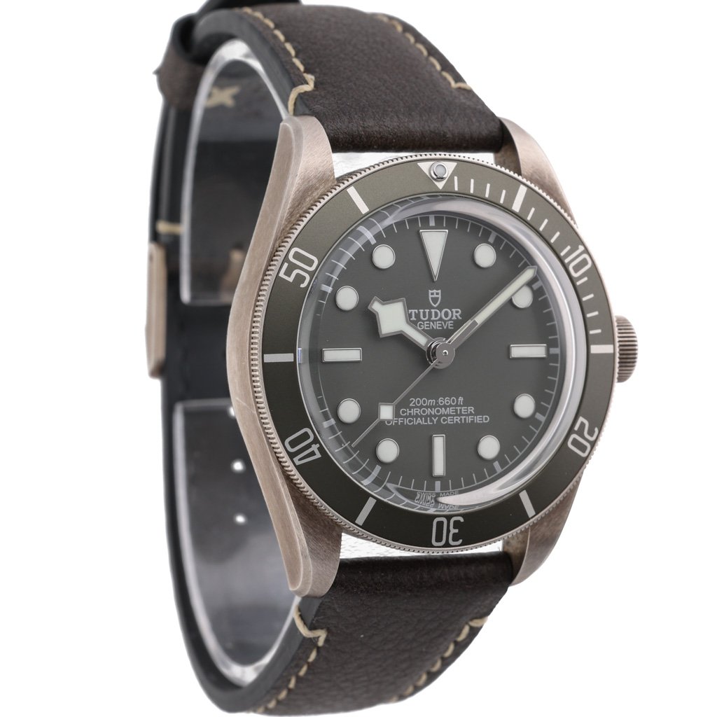 TUDOR BLACK BAY 58 925 - 79010SG - Watch - 39mm 6170f61e-df5d-4aaf-b57a-5618513d413e.jpg