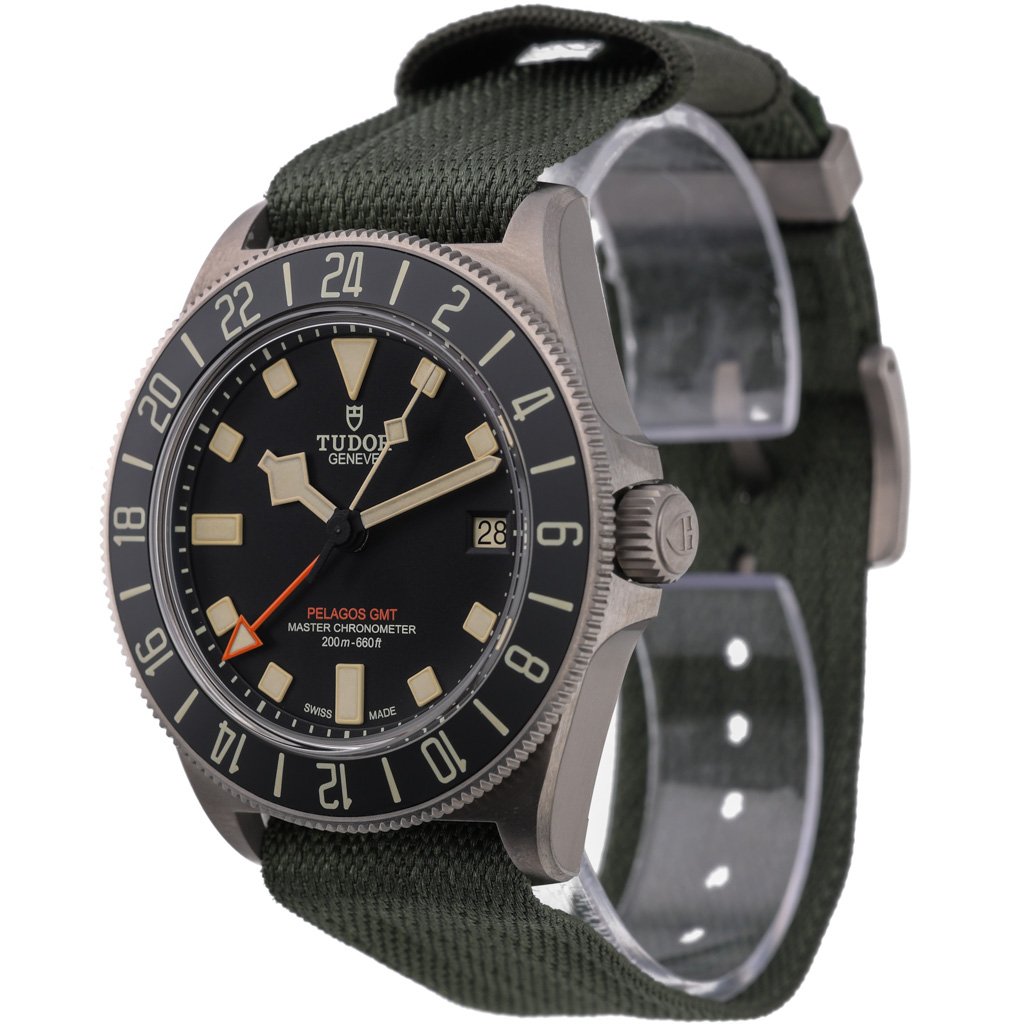 TUDOR PELAGOS FXD GMT - 2542G247NU - Watch - 42mm 6c2230a3-ead8-4e92-b5b6-82c4230ab71b.jpg