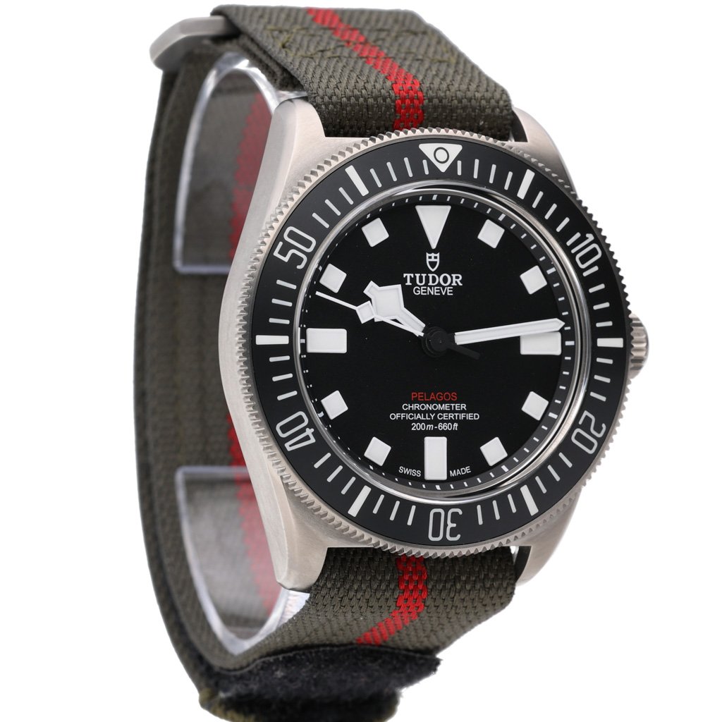 TUDOR PELAGOS - 25717N - Watch - 42mm 735624ef-5c49-4998-ab25-107cad9f6110.jpg