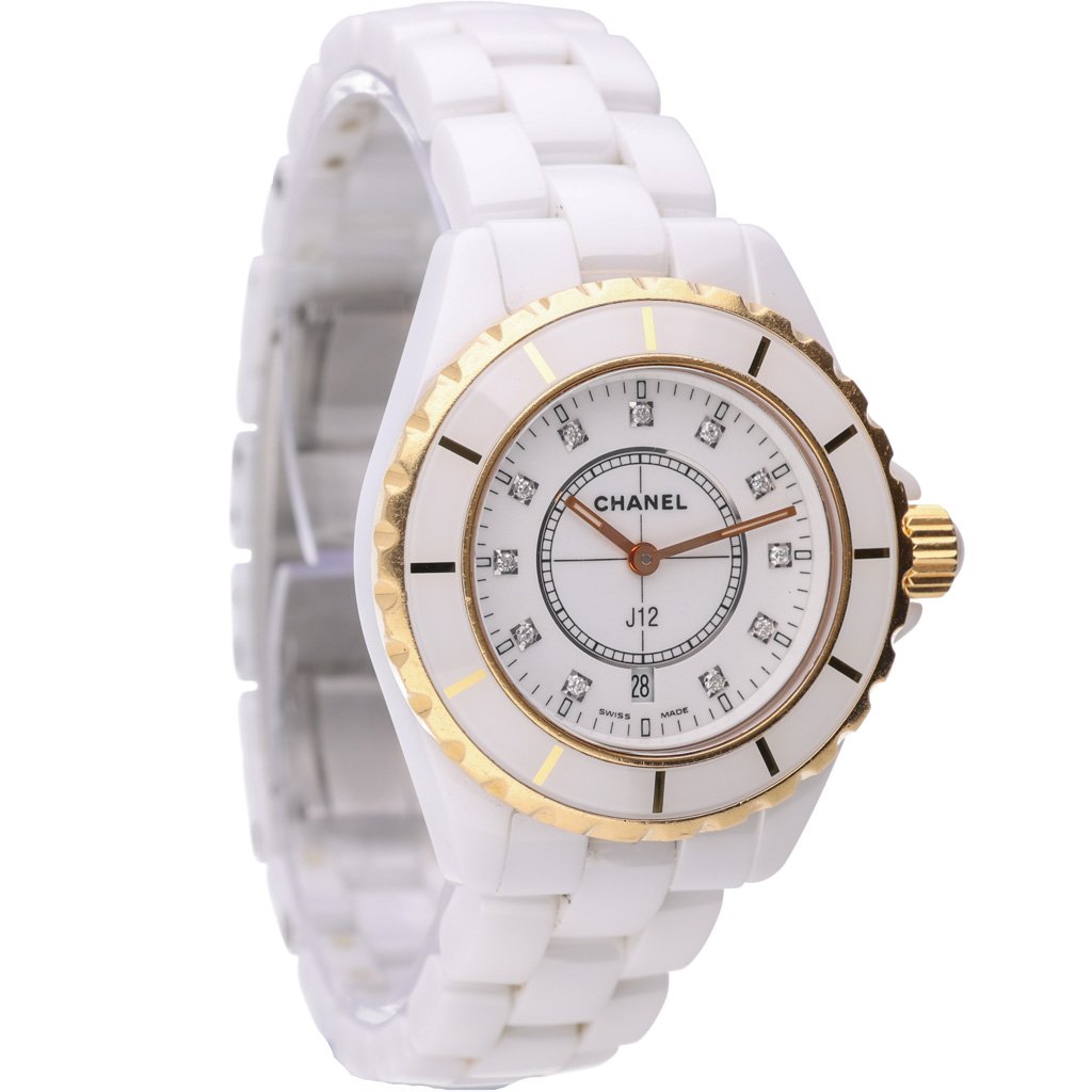 CHANEL J12 - H2180 - Watch - 38mm 8dd754a9-9f89-436b-a6fb-7f68af7f4e62.jpg