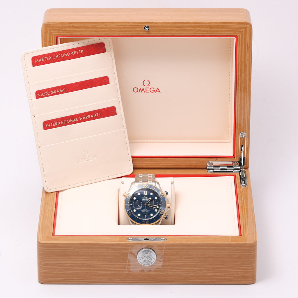 OMEGA SEAMASTER DIVER 300M - 210.20.44.51.03.001 - Watch - 44mm 9b2c7fec-905b-4e2b-9c96-ba35c8a34059.jpg