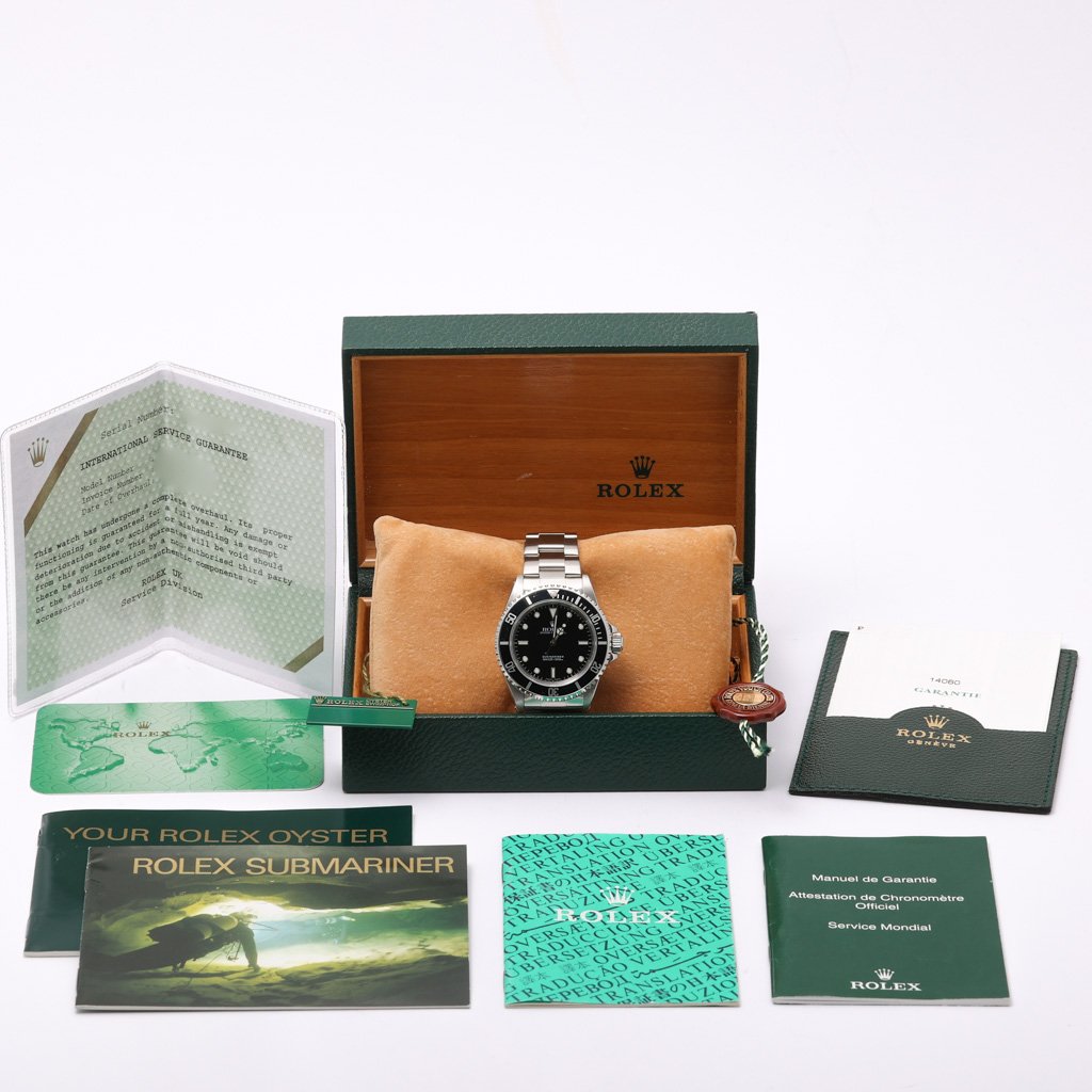 ROLEX SUBMARINER - 14060 - Watch - 40mm b4c86748-1ea9-4e18-a76f-fec412cf24fa.jpg