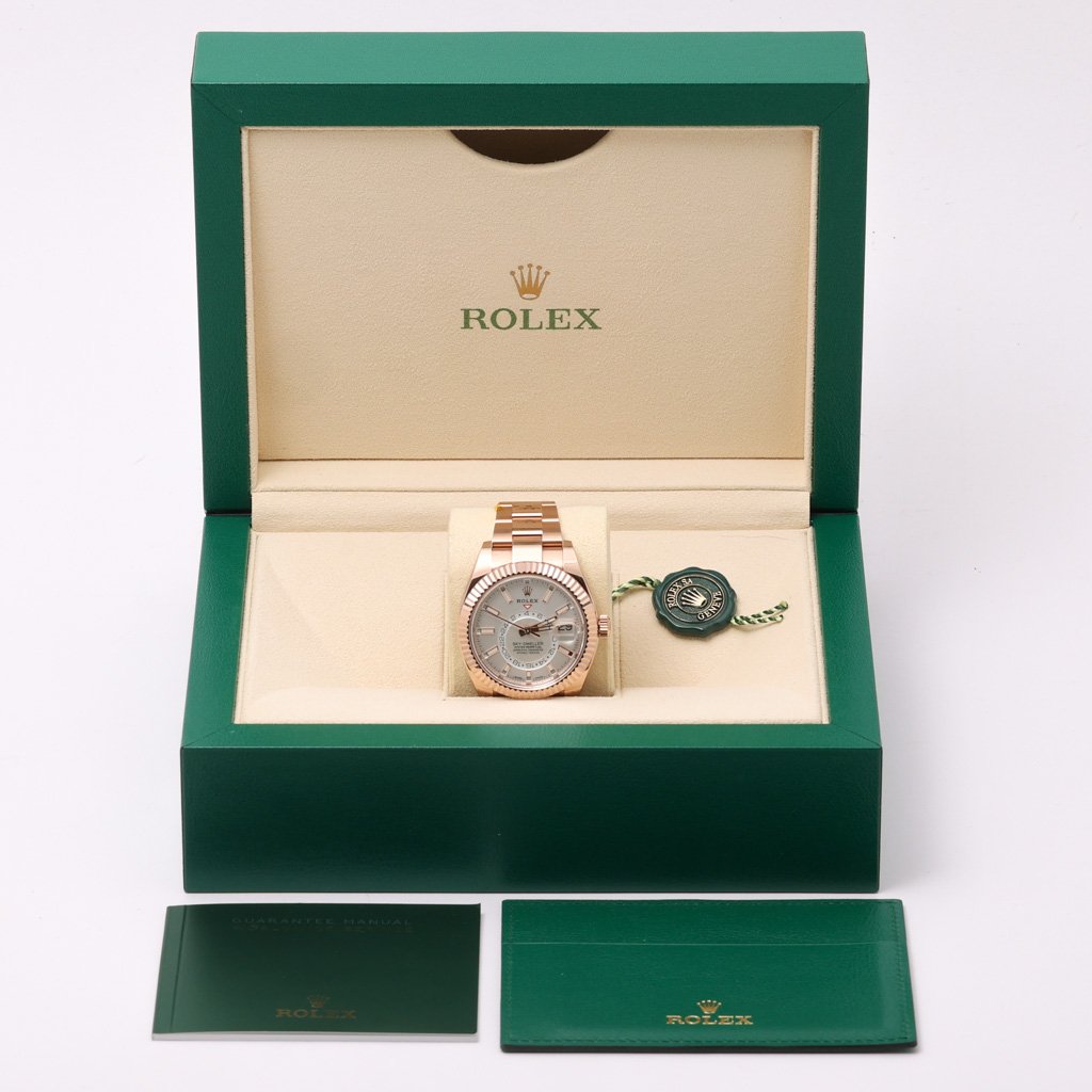 ROLEX SKY-DWELLER - 326935 - Watch - 42mm e1d81f39-a819-4fa0-860e-3d0e215bacf7.jpg