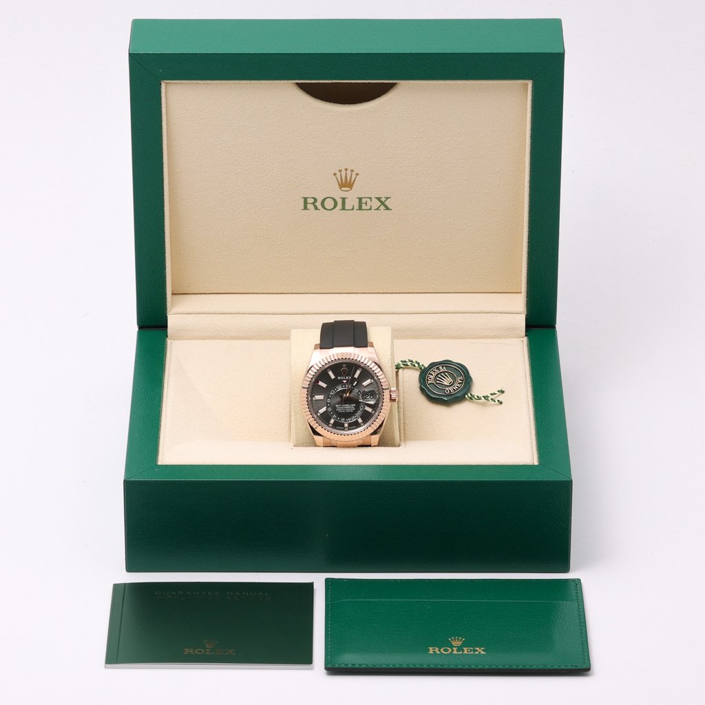 ROLEX SKY-DWELLER  - 336235 - Watch - 42mm f1e75430-e5a7-407a-a13d-aee44ac9f51e.jpg